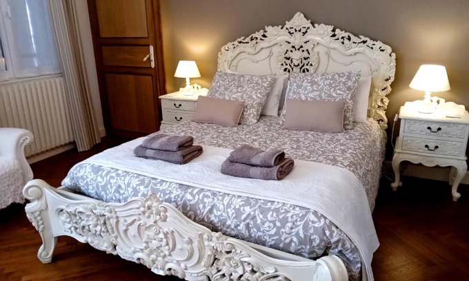 Exideuil Cama Y Desayuno | La Belle Vienne