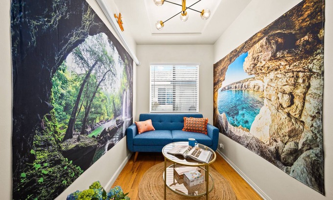 Mayflower Village Casa | LA Blue, Pool, 3BR by Zen Living