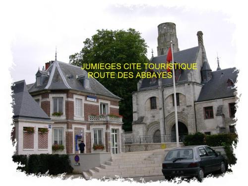 Jumieges Casa | La Bonne Famille