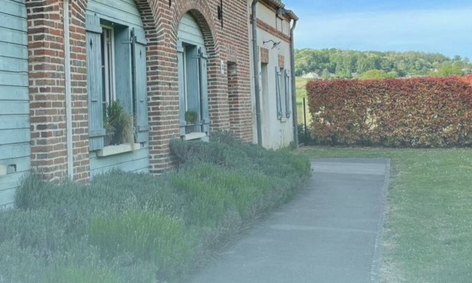Le Meux Apartamento | La Briqueterie, sweet apartment in the countryside near Compiègne