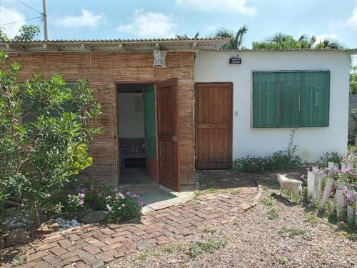 Los Pinos Casa | LA CABAÑA DE HUERTAMAR