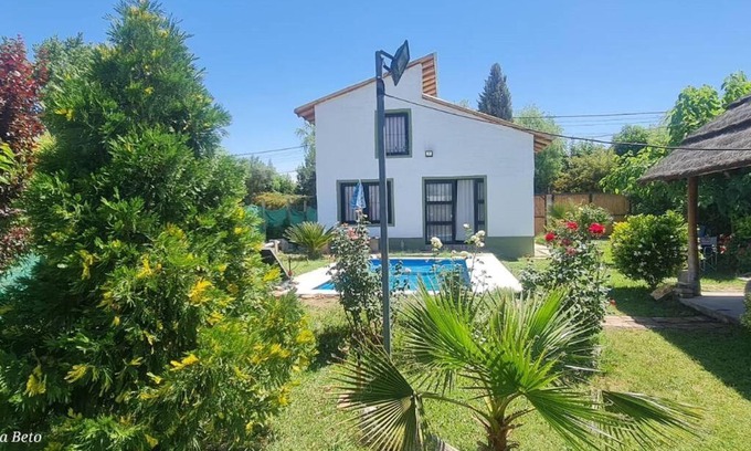 Guaymallen Casa | La cabaña de Mara y Beto