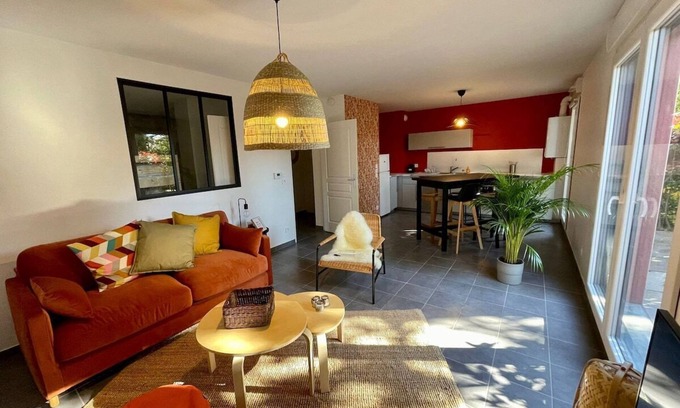 Genas Apartamento | La Cabane-Loft-Vista al Jardín-Baño Privado-Apartamento
