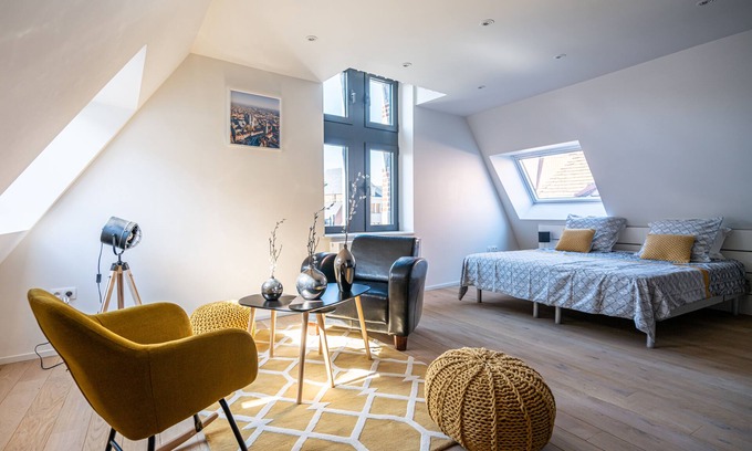 Tournai Apartamento | La Camuche by René Desclée