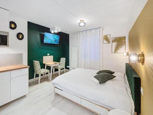Metz Apartamento | La Canopée - studio - Netflix