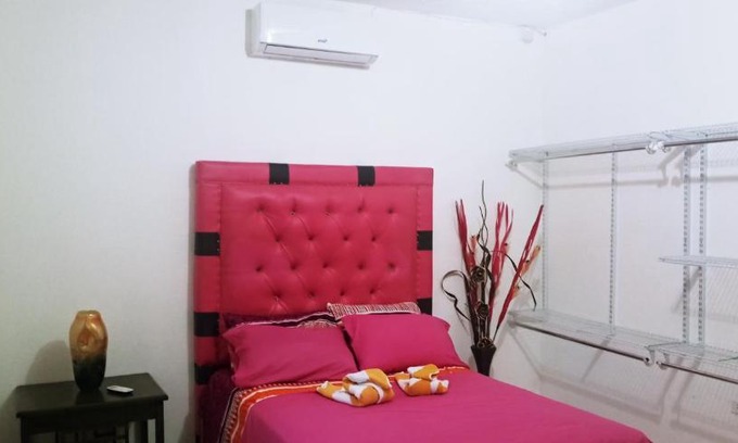 Spanish Town Apartamento | La Caridad Hostal Jamaica