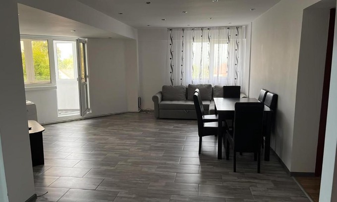 Vulcan Apartamento | LA CARMEN ! Apartament cu 3 camere !