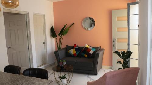 Comitan de Dominguez Apartamento | LA CASA AMARILLA, centrica, barrio local.