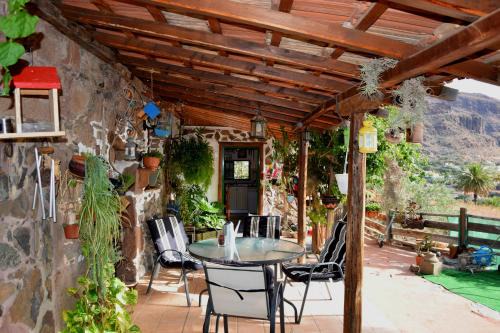 Aguimes Chalet De Esquí | La Casa de los Pinos Temisas