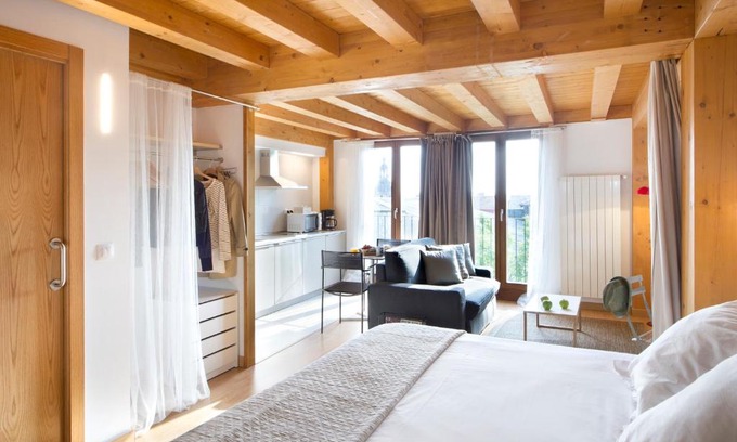 Vitoria-Gasteiz Old Town Apartamento | La Casa De Santa María ESTUDIOS