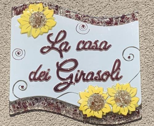 Villaggio delle Mimose Casa | La casa dei Girasoli