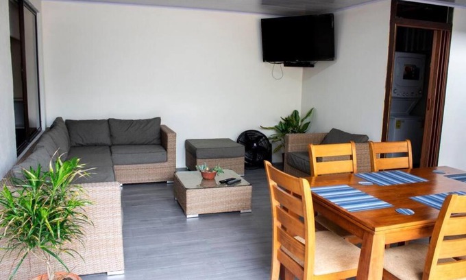 Barrio Dora Casa | La casa del volcán