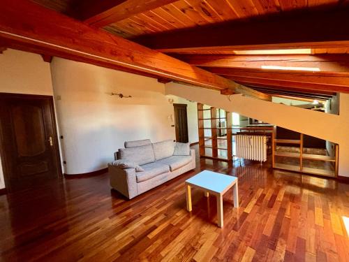 Aymavilles Apartamento | La Casa Dell'Acero