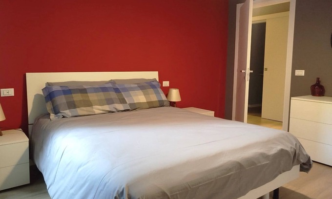 Sant'Eustacchio Apartamento | La casa di Anna, new three-room apartment with balcony and garage.