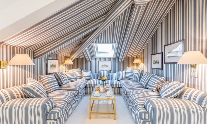 Dorsoduro Apartamento | La casa di Hubert De Givenchy