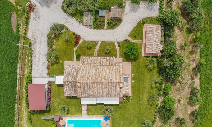 Orciano di Pesaro Apartamento | La Casa en Campagna, 4 apartamentos con piscina en Orciano, a 20 minutos del mar - app. al maestro