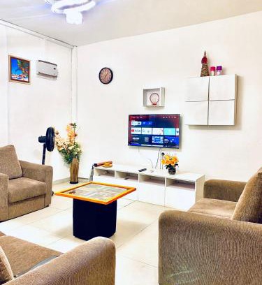 Accra Apartamento | La Casa Maite - Stunning Studio Apartment