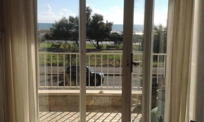 Quartiere XXXIV Lido di Ostia Levante Apartamento | La casa sul Mare Ostia Lido