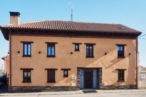 Valverde de la Virgen Casa | La Casa Vieja