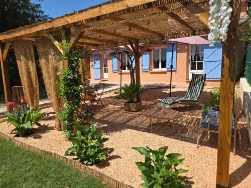 Montfort-sur-Argens Casa | La cascade de Carcès
