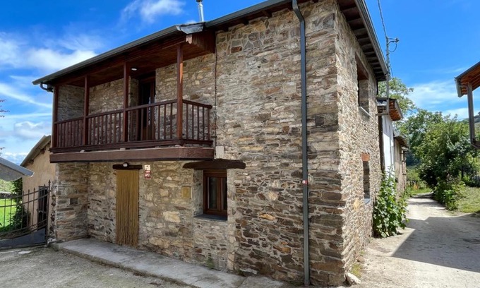 San Cristobal de Valdueza Casa | La Casina de la Yeye San Cristóbal de Valdueza