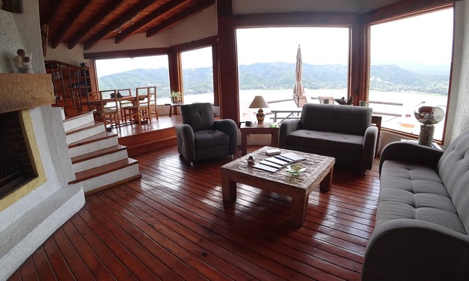 La Pena Casa | La Casita Bendita