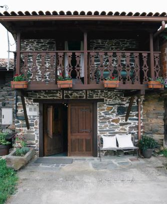Tronceda Casa | La Casita de Coelho