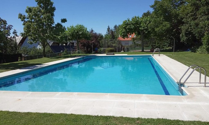Cercedilla Chalet De Esquí | La Casita de la Sierra Cercedilla