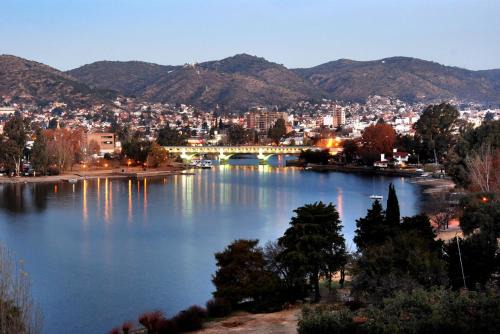 Villa Carlos Paz Apartamento | La Casita de la Villa