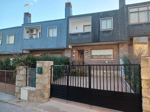 Cabanillas de la Sierra Casa | La Casita de Cabanillas. Cabanillas de la Sierra.