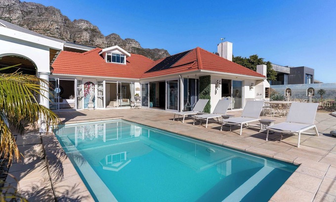 Camps Bay Villa | La Casita - Camps Bay