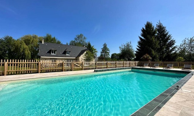 Saint-Etienne-la-Thillaye Casa | La Cavalière - 6 Chambres Piscine - St Étienne-La-Thillaye