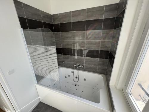 Lievin Apartamento | La Chambre Balneo - 2P centre-ville