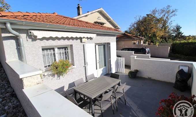 Saint-Andeol-le-Chateau Casa | La Chaplanie 1 - BEAUVALLON