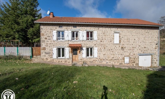 Saint-Antheme Casa | La Chaumière - Saint-antheme