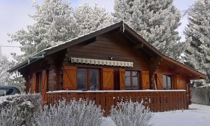 Saint-Paul-en-Chablais Chalet De Esquí | Chalet independiente "LA CHENEAU" y jardín maduro