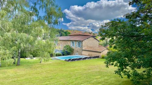 Vaux-en-Beaujolais Casa | La Chouette Etoilée Gite familial