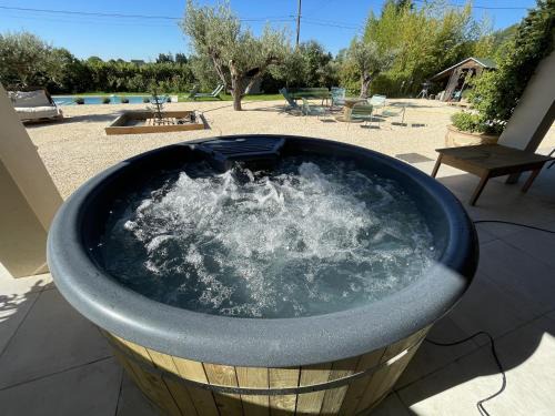 Bagard Casa | La Cigale suite villa du Mazet de la Draille Mas en Cévennes - Jacuzzi & Piscine Privatif - 4 personnes - Classé 5 étoiles