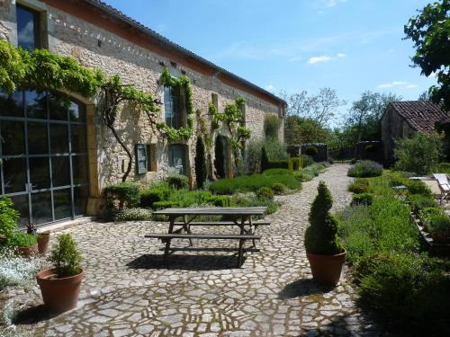 Escamps Casa | LA CLE d'ESCAMPS
