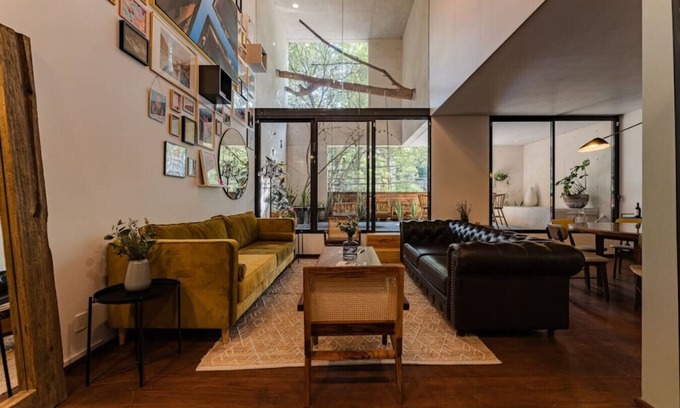 La Condesa Casa | La Condesa Oasis: Big House, Beautiful Terrace