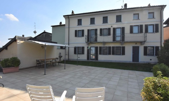 Castana Casa | La Corte Bricca (Casa Padronale) by Interhome
