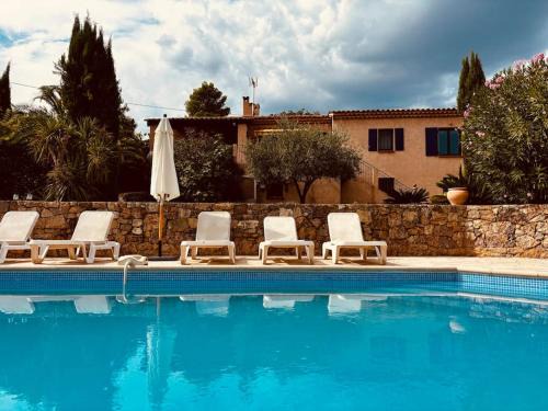 Le Val Villa | La Détente Provençale - Tennis, Football, Pétanque