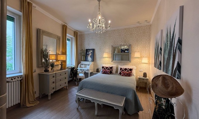 Borgo Trento Apartamento | LA DOLCE VITA Charming, Luxurious 2 Bedrooms 2 Bathrooms with cosy Balcony