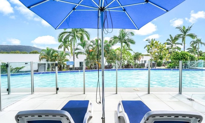 Port Douglas Apartamento | La Dolce Vita - Swim-Out Luxury in Port Douglas – Steps from Four Mile Beach