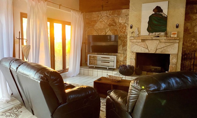 Canyon Lake Casa | La Espanola, a unique lakefront retreat!
