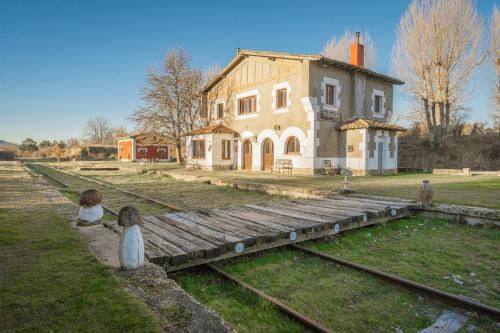 Rabanera del Pinar Casa | La Estación de Rabanera