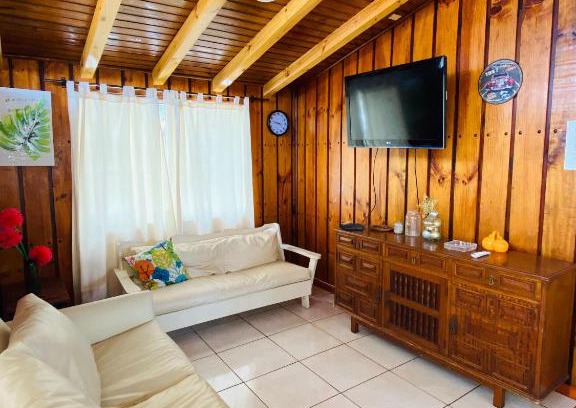 Algarrobo Cabina | La Estrella del canelo