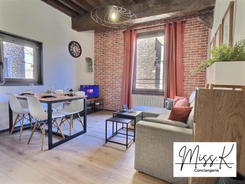 Chatillon-sur-Chalaronne Apartamento | 'La Fenêtre sur le marché' de Miss.K Conciergerie