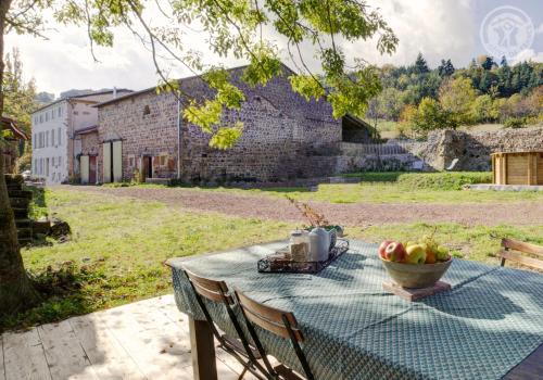 Villemontais Cama Y Desayuno | La Ferme des Galoches