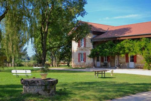 Mezeriat Casa | La Ferme du Domaine de Bassol - Piscine & Billard